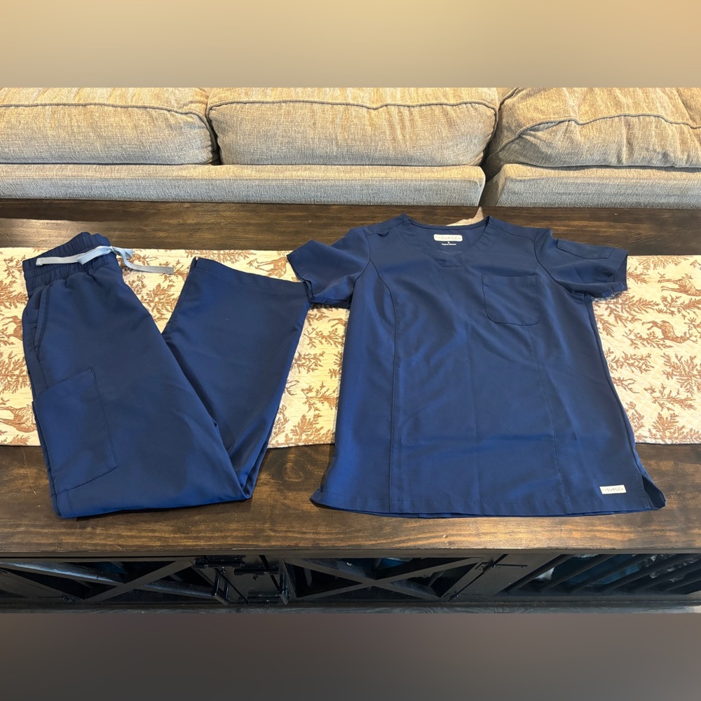 Women’s navy blue ReSurge scrub set